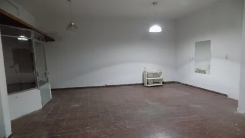 ISABEL LA CATOLICA ESQUINA ITALIA 0 — ISABEL LA CATOLICA ESQUINA ITALIA 0